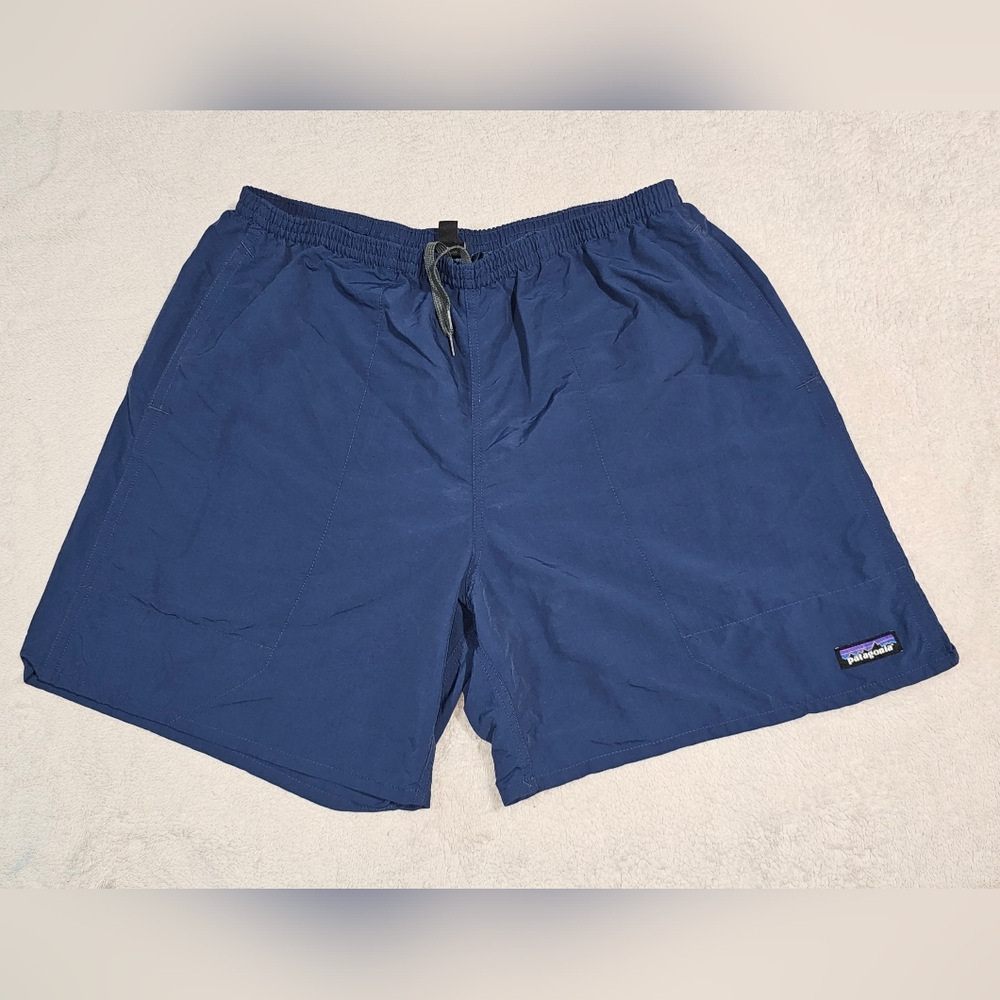 Men's Classic PATAGONIA Blue Shorts size XL